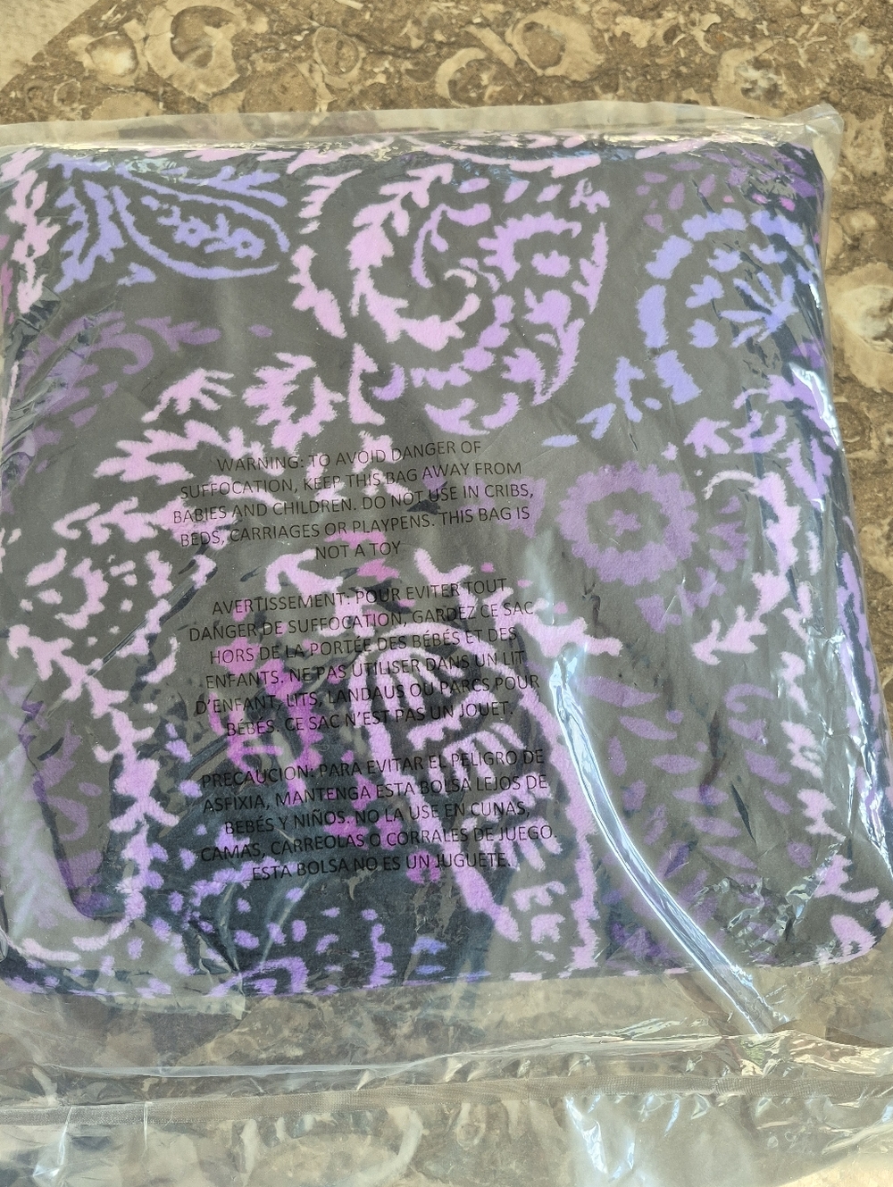 Vera Bradley Paisle Amethyst Fleece Travel Blanket NWT 60"x45"